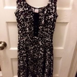 Hot Topics skull ☠️ dress